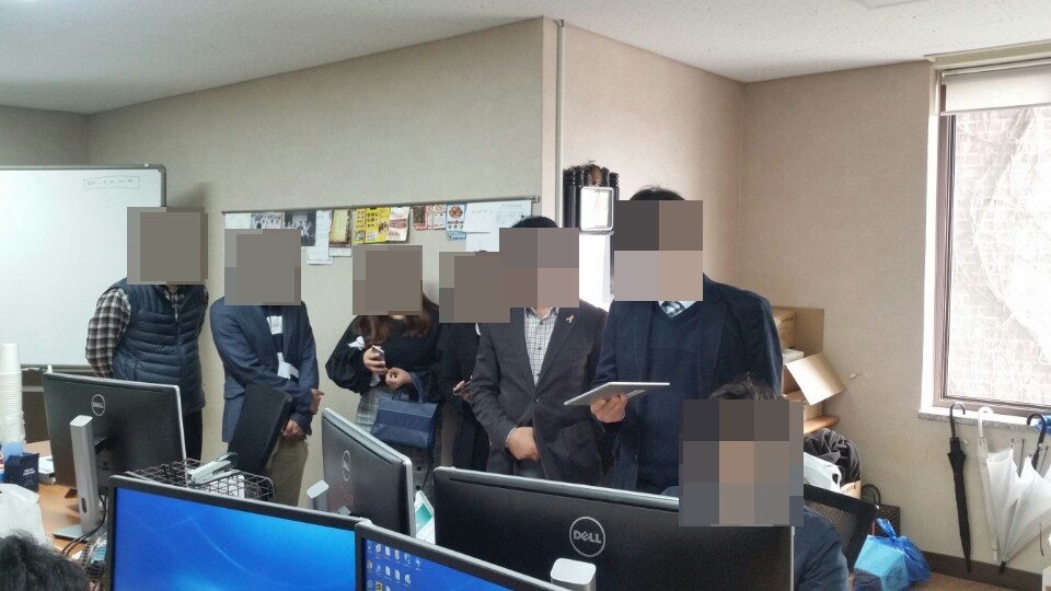 용인정보고등학교 관계자들 빅데이터소프트웨어공학과 방문 활동 사진 2