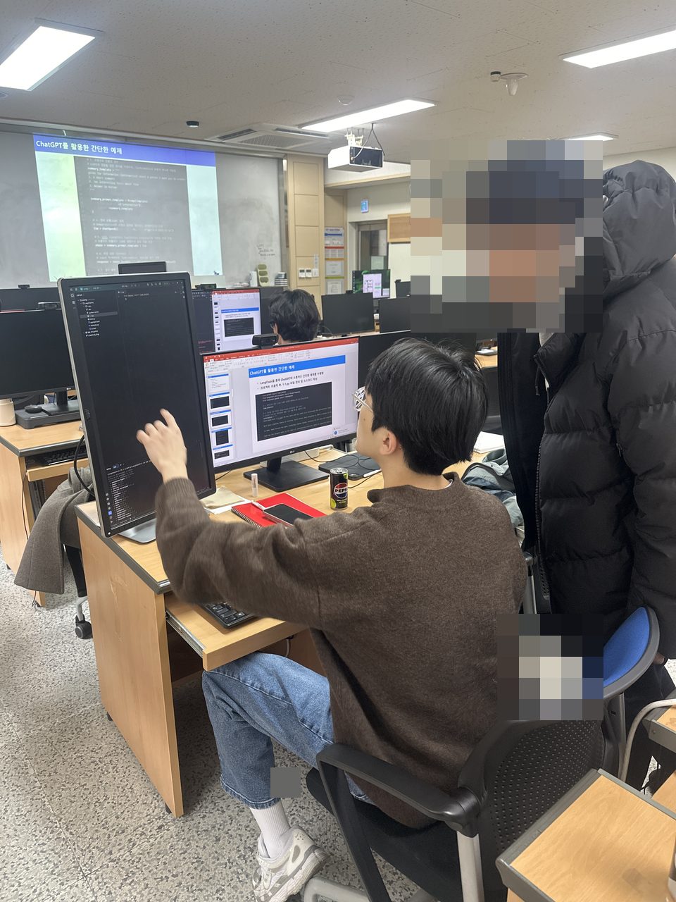 AI 에이전트 실전 구현 특강 개최 – 랭체인·랭그래프 기반 고급 워크플로우 설계 활동 사진 2